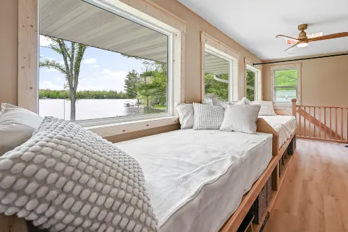 Sand Bar Resort in Suring Hotels in Mountain