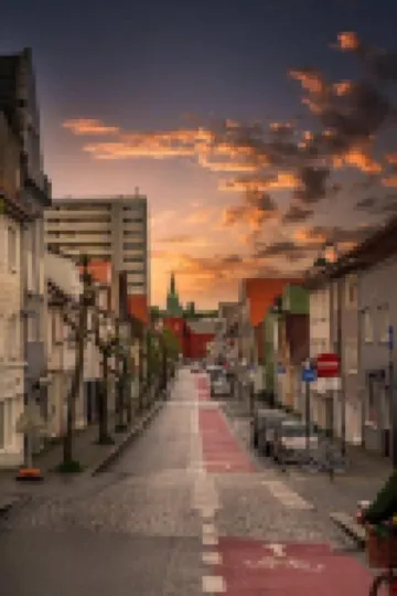 Deluxe central 2 bedroom with view and underground garage