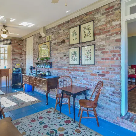 Cedars of Williamsburg Bed & Breakfast