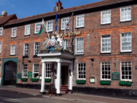 The Rose and Crown Hotel – Tonbridge Hotel di Tonbridge