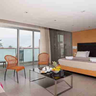 Atlantis Boutique City Hotel Rooms