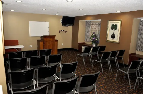 Microtel Inn & Suites by Wyndham Lithonia/Stone Mountain