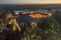 Kariega Game Reserve Ukhozi Lodge Hotels in Kenton-on-Sea