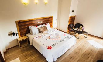 Hanifaru Beach Inn