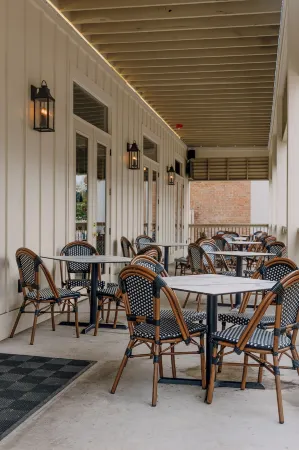 Hotel Whiskey in Pascagoula