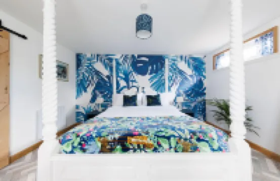 Cosy Cabin Retreat Close to Beaches