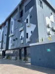 360 アパートメント アンド ホテルズ アサバのホテル