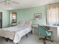 Camp Roosevelt 5 Bedroom Cottage by RedAwning Hotels in Shelburne