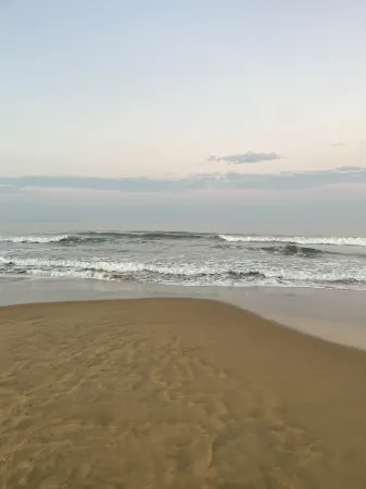 Blue Waves Beach Stay