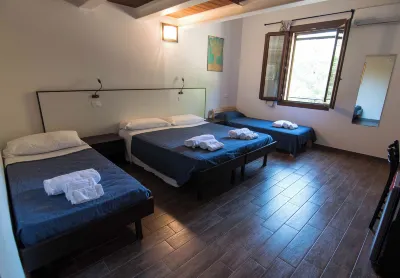 LOCANDA OLIVI affitta camere Hôtels à : Marotta