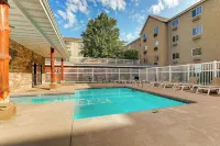 Stoney Creek Hotel Columbia - piscina