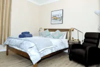 Cozy Mountain Cottage