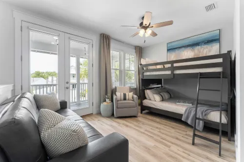 Pool, Patio & Outdoor Dining + Walk to Shore, Pier Park Sanctuary on Sands