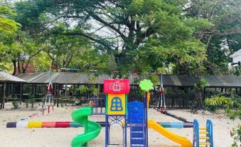 Nakelo Treasure Island Resort & Spa