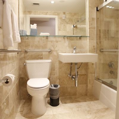 Deluxe Suite with Kitchen Hotel 32 32 Promo Code