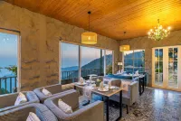 The English Country House