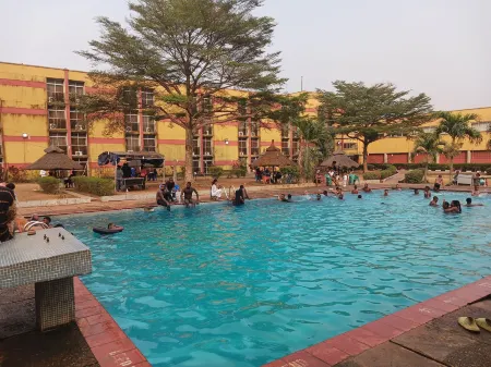 Equity Resort Hotel Отели в г. Иджебу-Оде