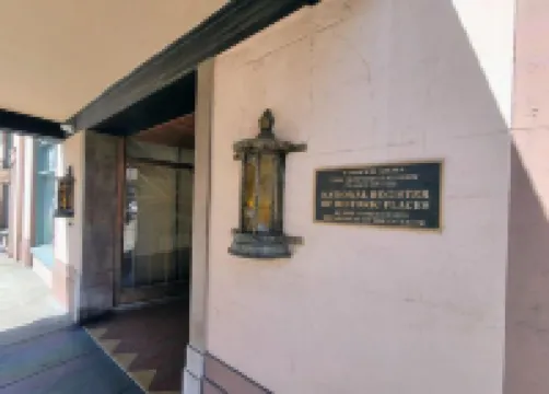 Downtown Studio Near Convention Center and Beach Free Parking