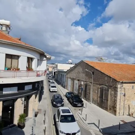 Bee Hostel Paphos โรงแรมในปาฟอส