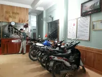 Viet Hoang Hotel Bao Lac - parking