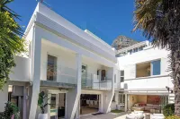 Clifton Yolo Spaces – Clifton Private Beach Villa