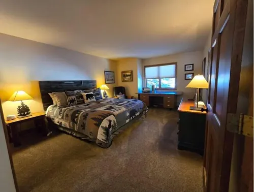 Gallatin Riverhouse Getaway