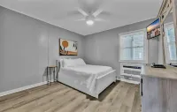 Oceanfront View N. Myrtle Beach, Windy Hill! 1st Floor/Steps to the Beach!