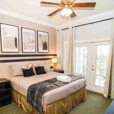 Apartment in Reunion Resort Near to Disney Rooms
