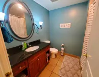 Cozy condo in fabulous Lake Las Vegas with 2 pools and a hot tub! Hotels in Lake Las Vegas