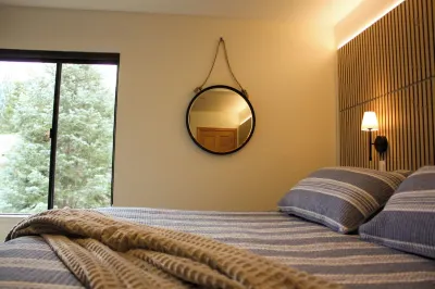 Upgraded Cozy Condo by Eagle Lodge &Covered Garage