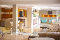 Hotel Marabout - Families and Couples Only