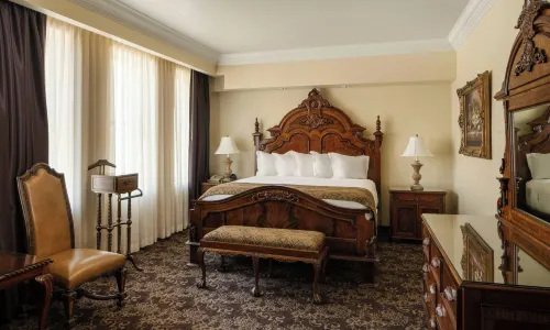 Davenport Hotel, Autograph Collection