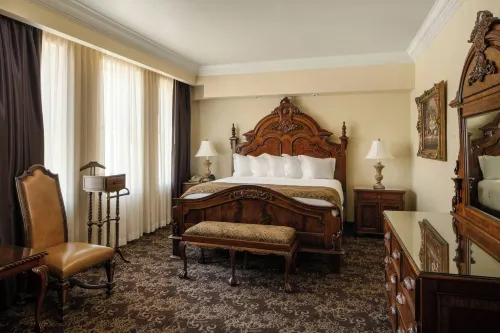 Davenport Hotel, Autograph Collection