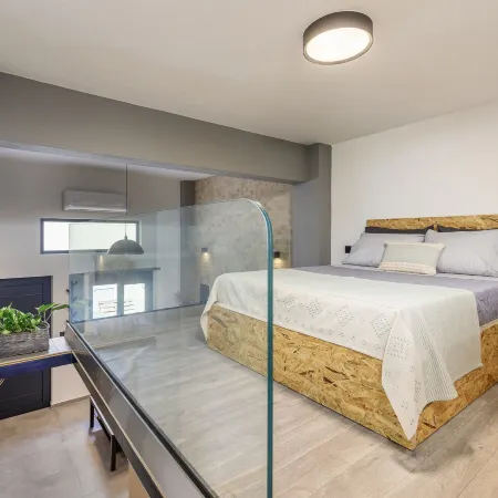 Loft 1