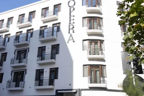 Opera Hotel