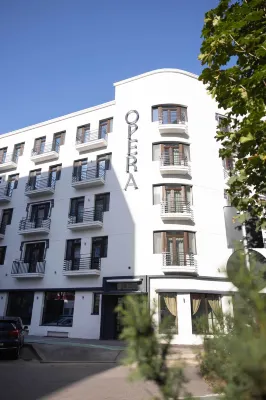 Opera Hotel