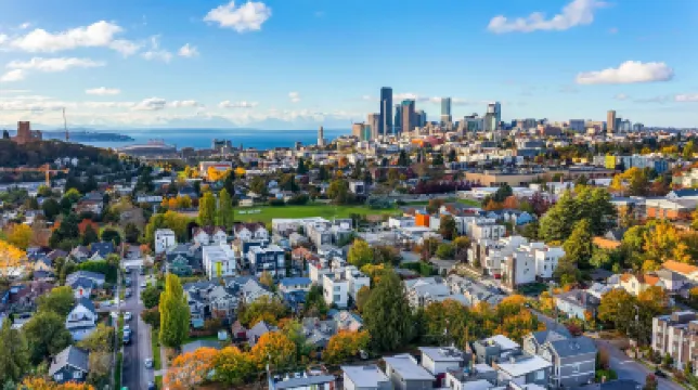 Red Maple Retreat in Leschi Hotels near King County (Boeing Field) International Airport