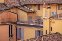 Le Suites Dell'Edera - Historic Palace with Old Town Views