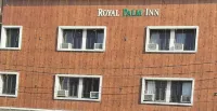 Hotel Royal Palm Inn Hôtels à : Fatehpur Saraiya Uparh