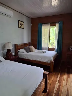 Bungalows Batsu Hotels in Chachagua