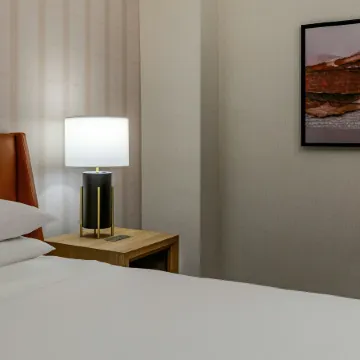 Sheraton Commander Hotel