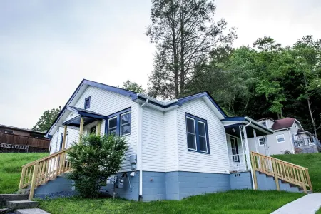 "Rebel Base" in the Heart of Fayetteville