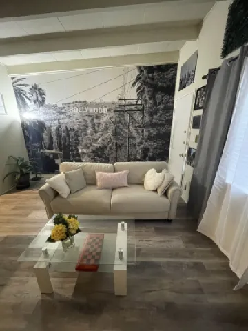 A Studio City Dream, pet friendly, and walking distance to Universal Studios.