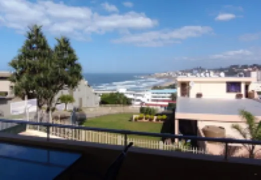 Uvongo Lucian blue flag beach apartment