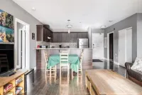 Downtown Condo (License No. 23 112884 STR) فنادق في سانت كاثرينز