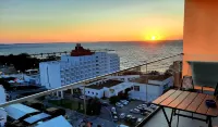 Comfortable vacation apartment A103 with sea view and close to the beach