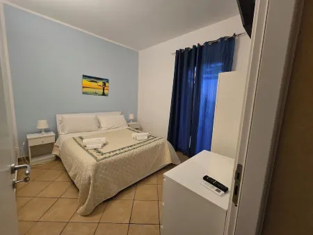 Villa Vittoria with private access to the sea.