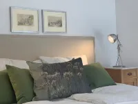 Modernes Cottage im Grünen in der Mecklenburgischen Schweiz. Hunde Willkommen Hotel a Hohen Demzin