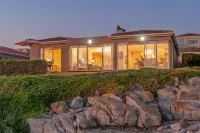 HERMANUS Haven, entire home with private pool, on the sea Hotels near KureKure Accommodation