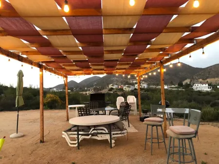 Labios Tintos Bungalow, Valle de Guadalupe, BC, México